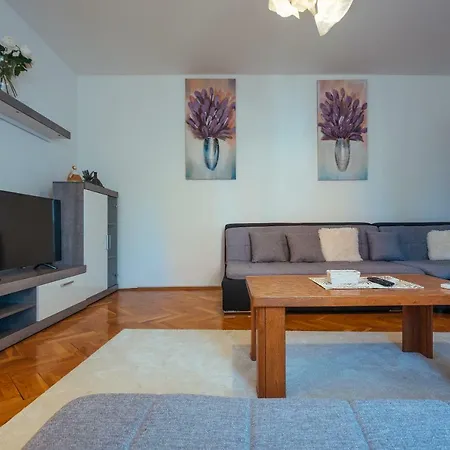 Apartment Natura Zagreb