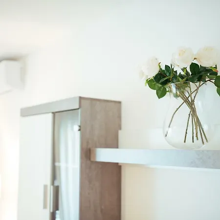 Natura Apartment *